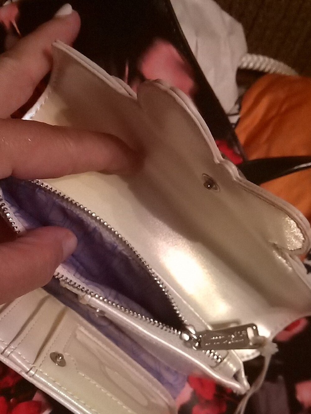 Loungefly Wicked Wallet Or Clutch - White/Incandescent Pearl Mint And Pink - Picture 3 of 10